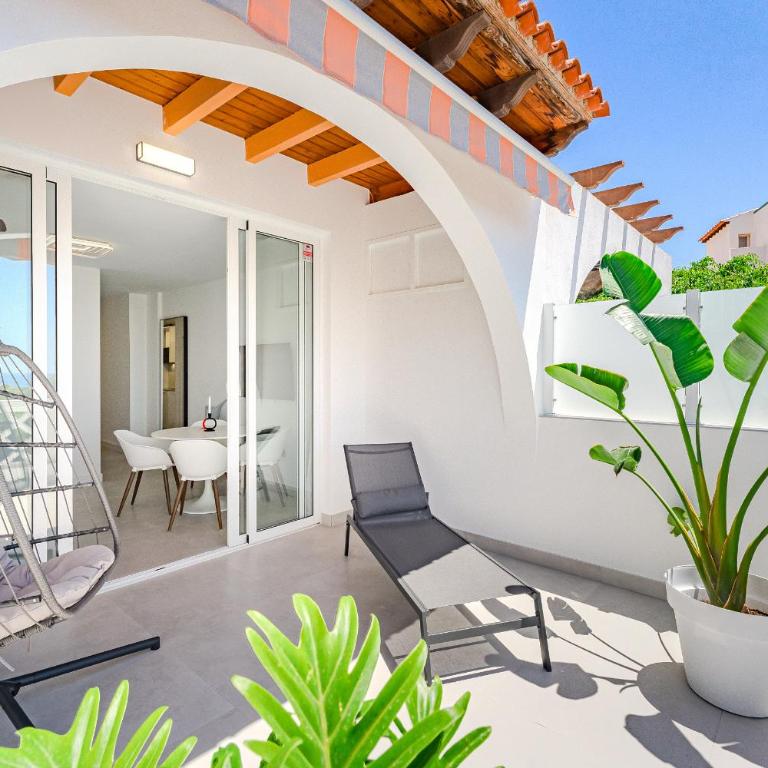 Ocean View apartments with a terrace - Apartamento de 1 dormitorio con balcón y vistas al mar - 1