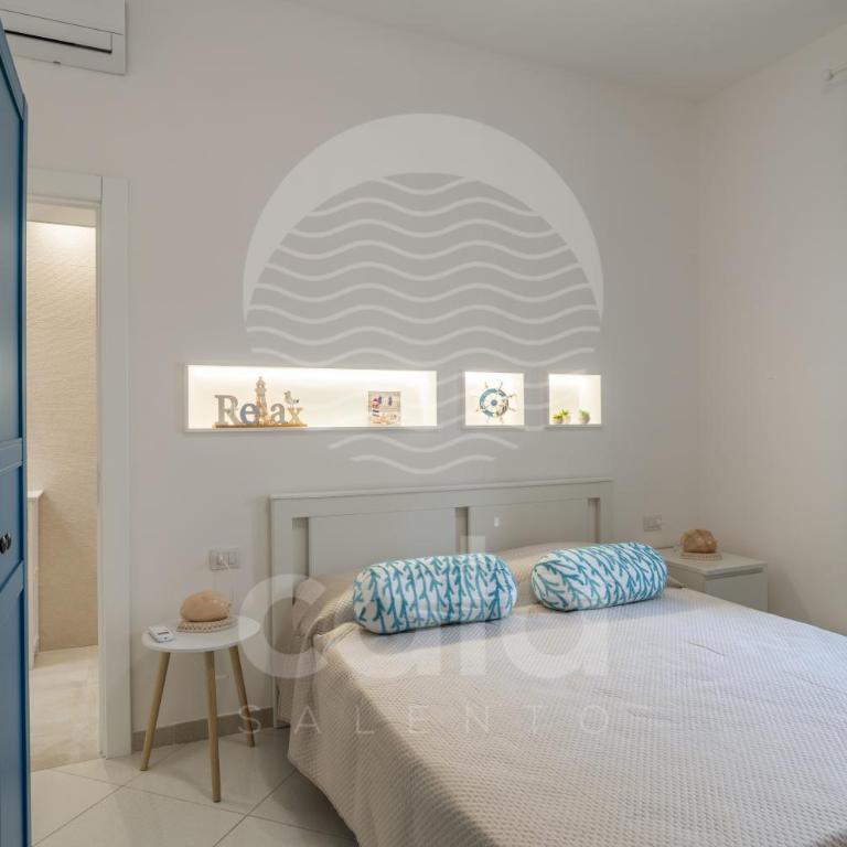 Villa Waterfront By Cala Salento - Six-Bedroom House - 24