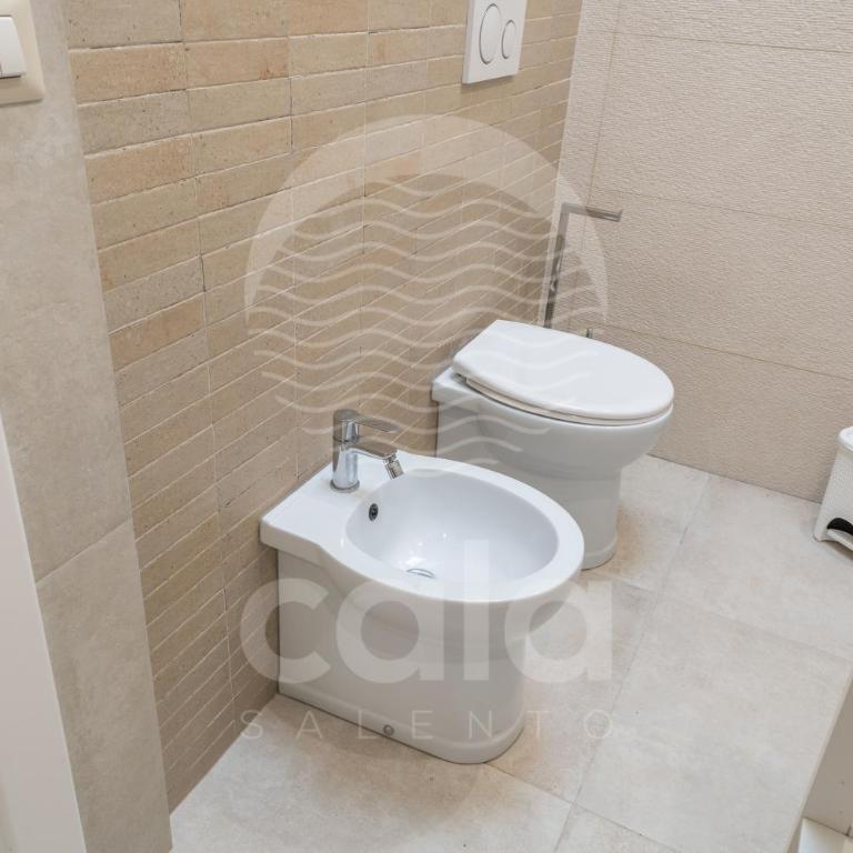 Villa Waterfront By Cala Salento - Six-Bedroom House - 36