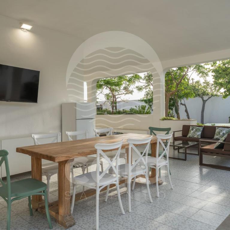 Villa Waterfront By Cala Salento - Six-Bedroom House - 38