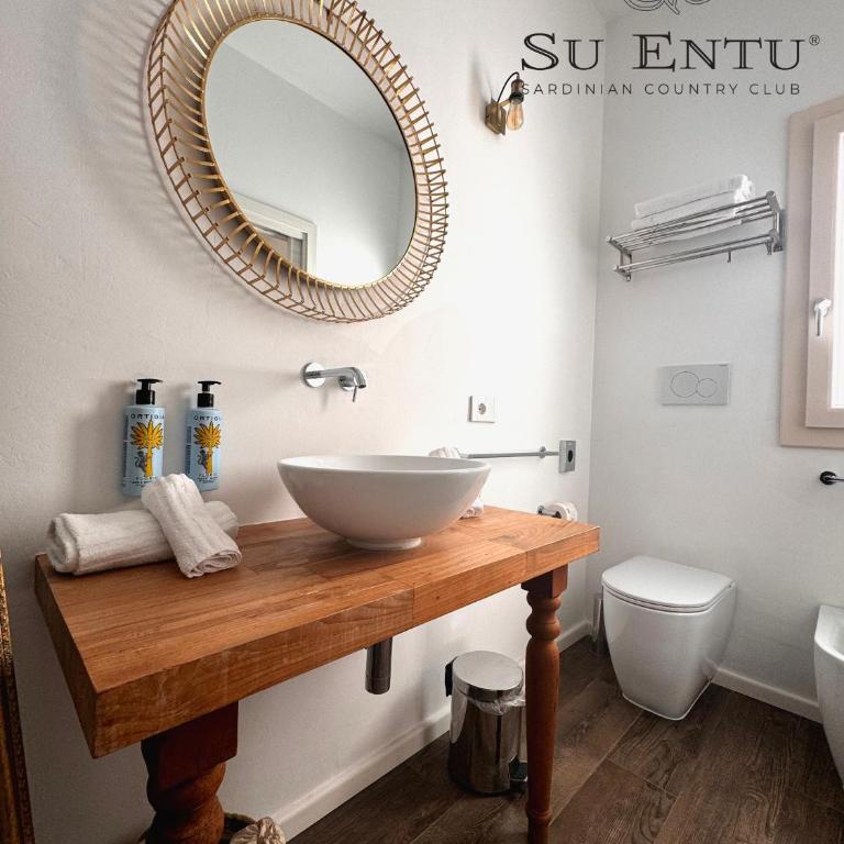 Su Entu Boutique Hotel - Camera Deluxe - 3