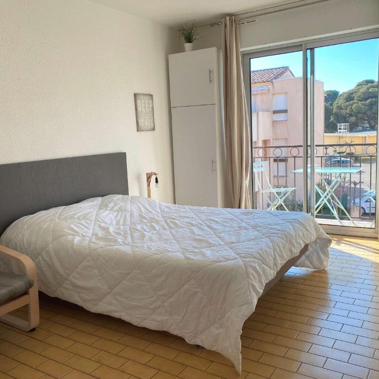Studio rénové climatisé avec balcon, parking et wifi à Balaruc-les-Bains - FR-1-553-66 - Studio - 9
