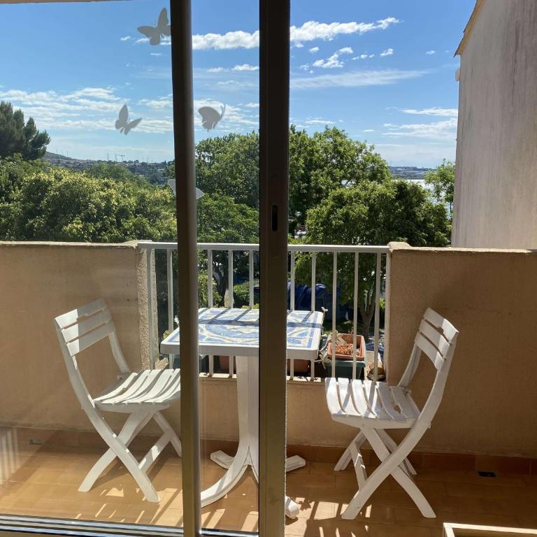 T1 Mezzanine à 10 min des Thermes avec Garage et Wifi - FR-1-553-187 - Appartement - 1