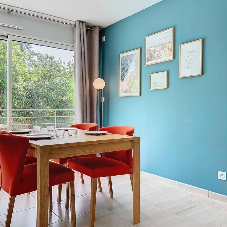 Appartement Standing avec Terrasse, Piscine et Accès Plage, 2 Chambres, Climatisé, Parking, PMR - FR-1-770-28 - Appartement - 6