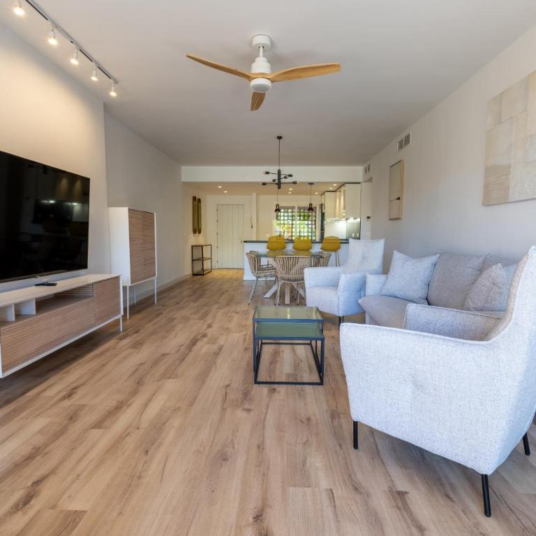 Homity Holidays - Estepona - La Cartuja Golf - Luxury Apartment with Garden View - 22