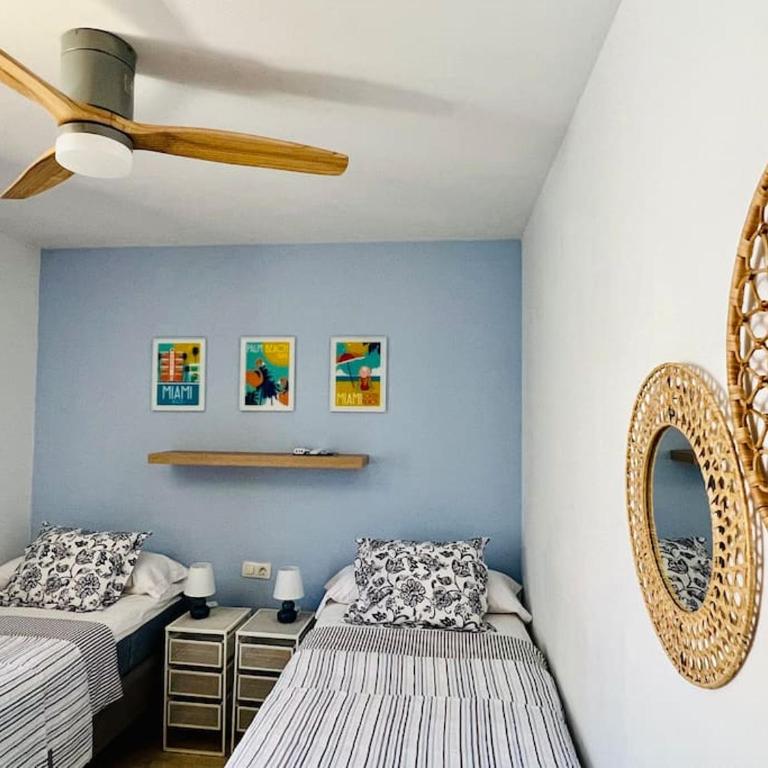 Lovely Villa Danielle - Three-Bedroom Villa - 33