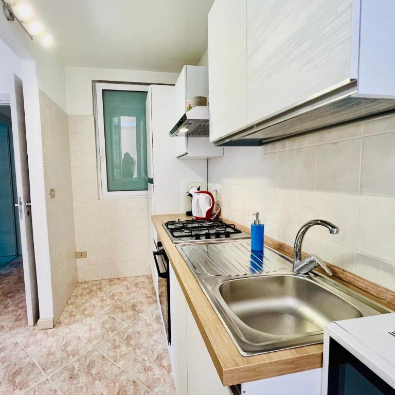 GIARDINO IN CITTA; CENTRALISSIMO - Appartamento con 2 Camere da Letto - 33