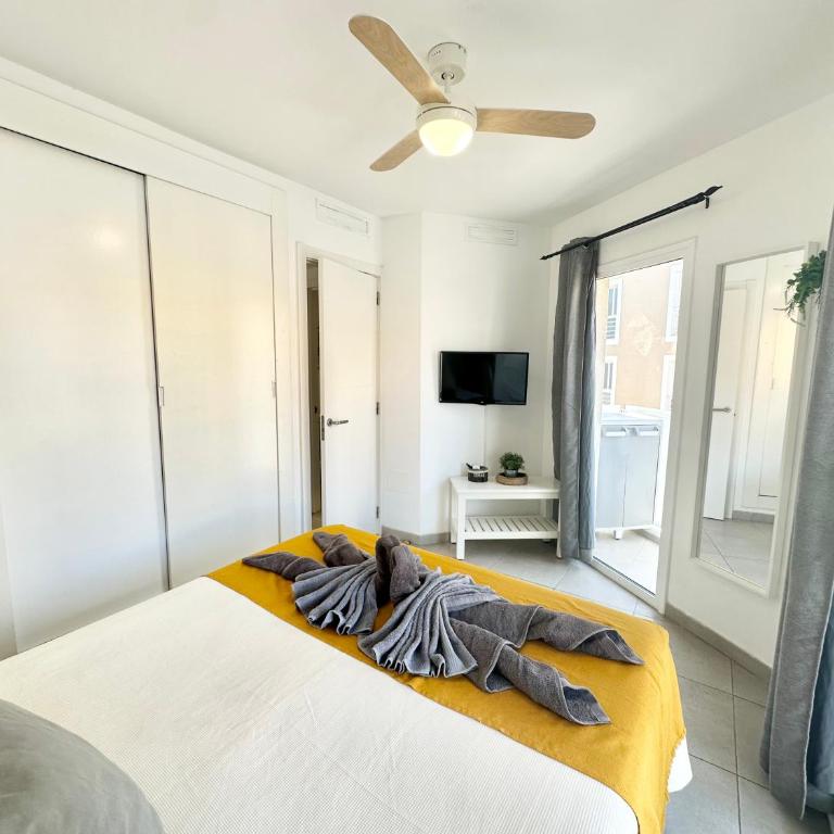 Pineapple Sorbet piscina, doble terraza, cocina completa y WIFI - Apartment - 21