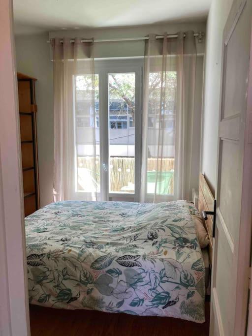 Coeur de ville, balcon & parking gratuit - Appartement 2 Chambres - 13