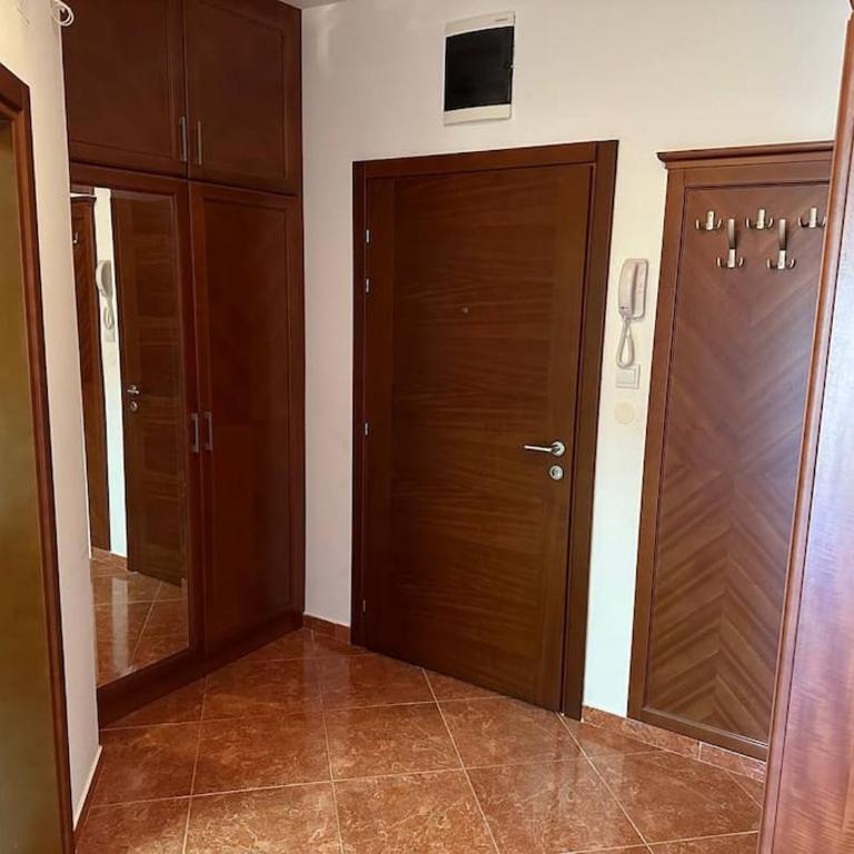 Sasha's apartment - One-Bedroom Apartment - 12