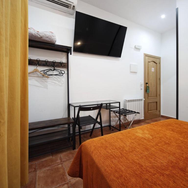 Hostal Las Fuentes - Exterior Comfort Double Room - 4