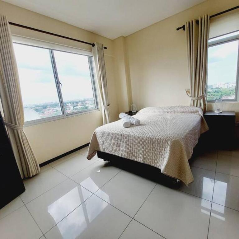 Amplio y comodo departamento - Apartamento de 3 dormitorios - 5