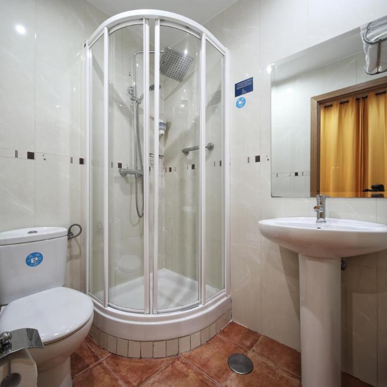 Hostal Las Fuentes - Economy Double Room - 7