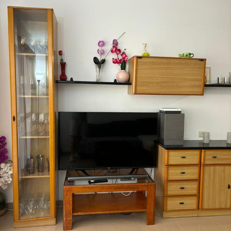 Apartamento Coral - Three-Bedroom Apartment with Balcony - 14