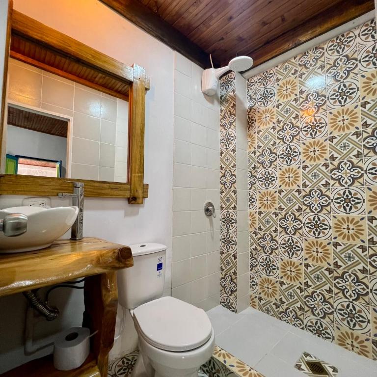 Finca Currucutu Salento - Habitación Doble con baño privado - 8