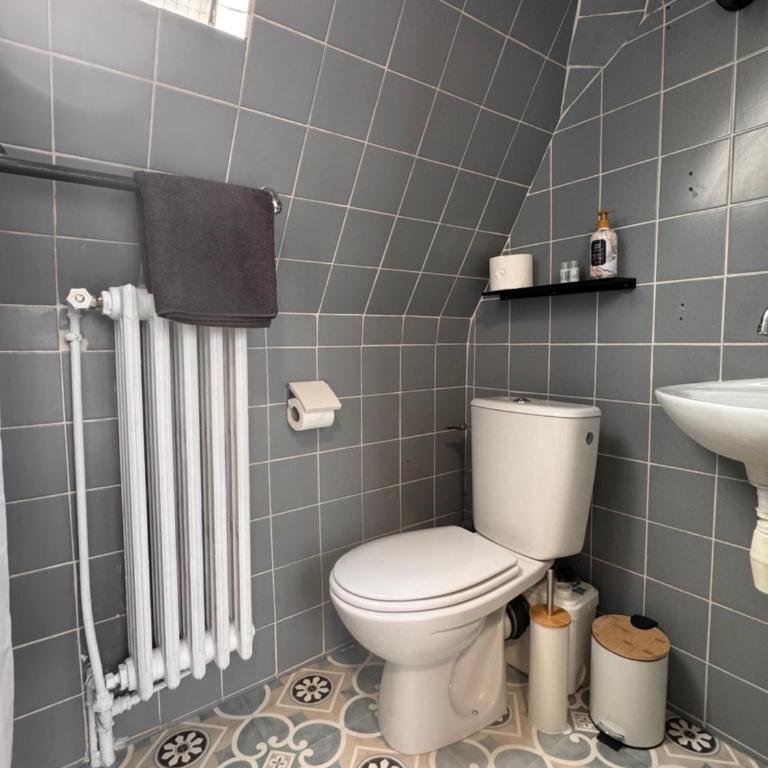 Cosy Place entre l'Arc de Triomphe et les Champs-Élysées - Chambre Double - 10