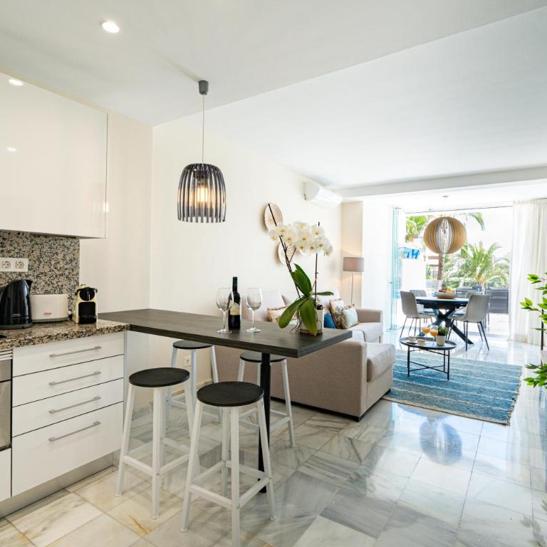 Paraiso del Mar parking y piscina 454 - Two-Bedroom Apartment - 19