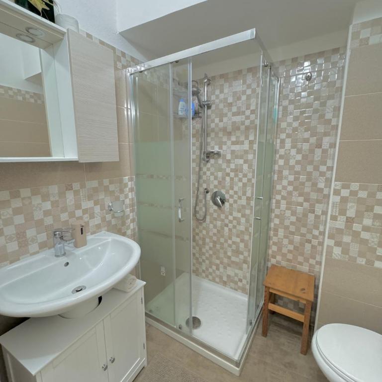 La Perla a Marzamemi - Queen Room with Two Queen Beds - 5