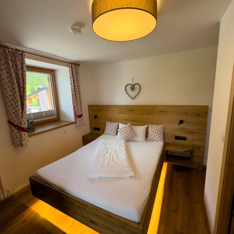 Bar-Restaurant-Pizzeria Antermont B&B - Double or Twin Room with Balcony - 2