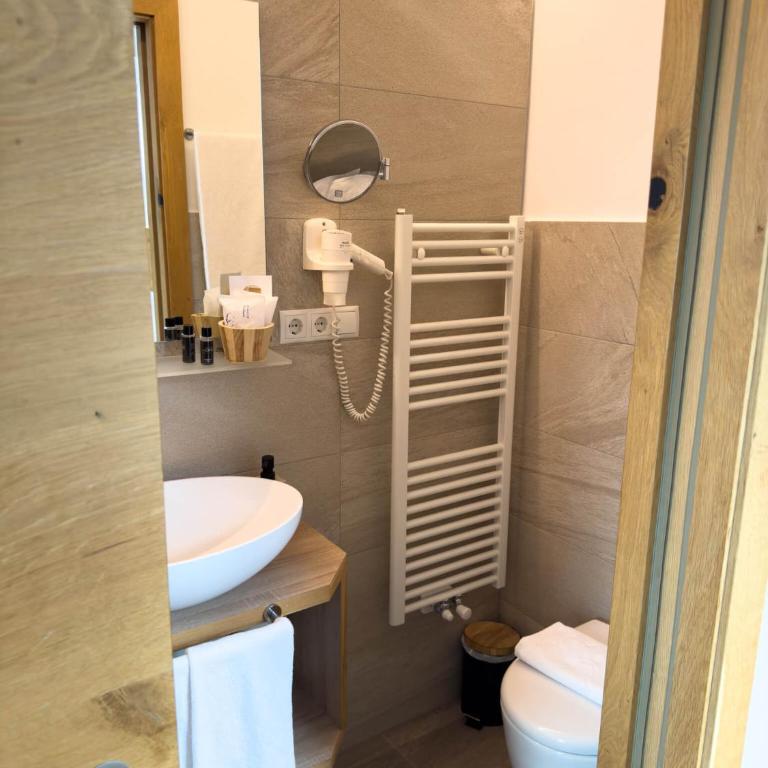 Bar-Restaurant-Pizzeria Antermont B&B - Triple Room with Balcony - 2