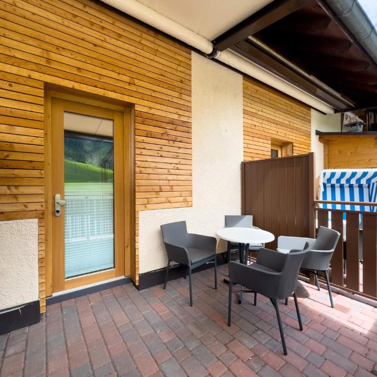 Bar-Restaurant-Pizzeria Antermont B&B - Double or Twin Room with Balcony - 19