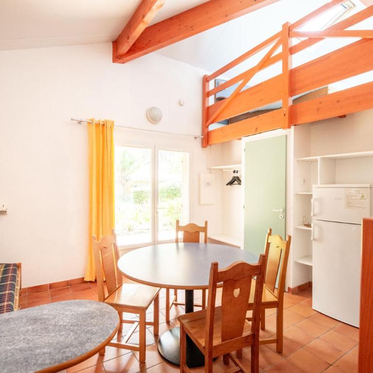 Village Vacances Le Lac Marin - Chalet (6 Adultes) - 2