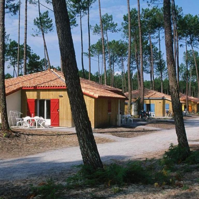 Village Vacances Le Lac Marin - Chalet (4 Adultes) - 2