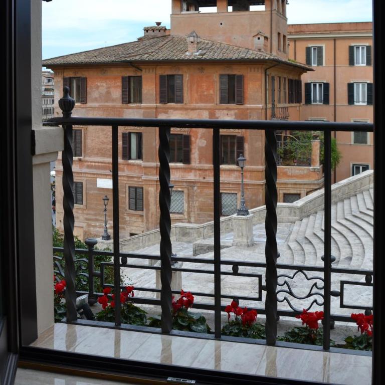 Royal Suite Trinità Dei Monti - Camera Matrimoniale Deluxe con Balcone - 1