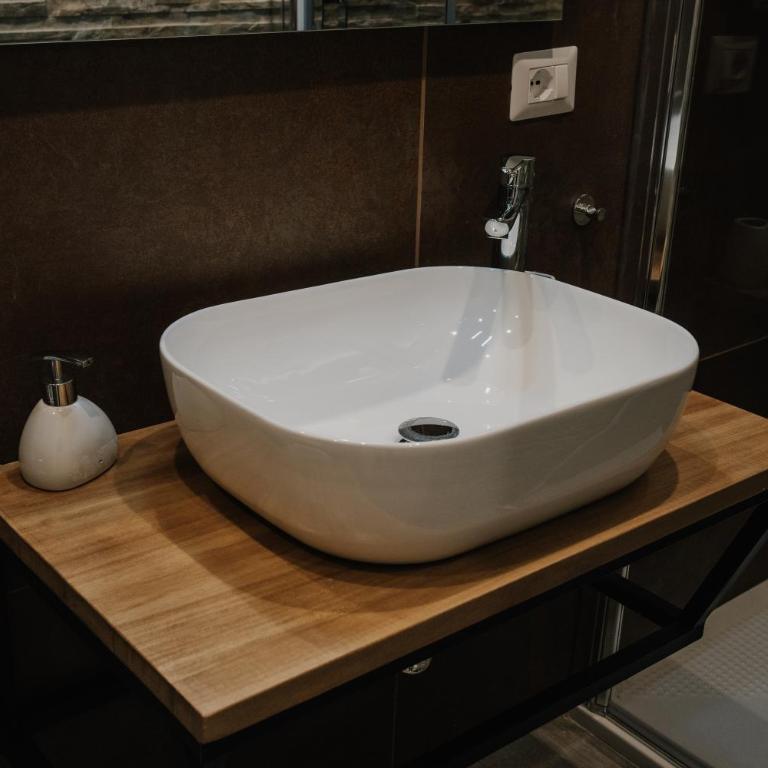 Marcone Luxury Rooms - Il giardino di pietra - Deluxe Double Room - 12