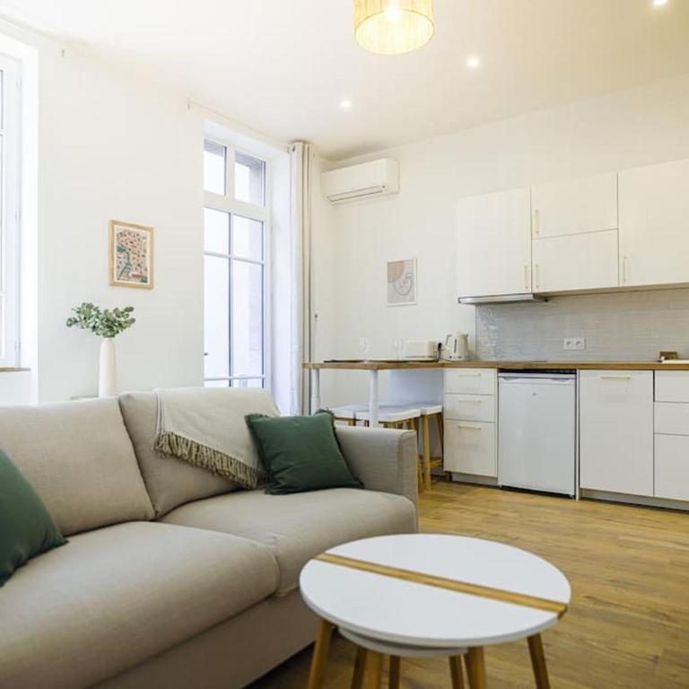 Le Saint-Sernin Éclatant - One-Bedroom Apartment - 24