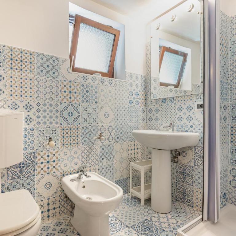 GuestHost - Roomy Central Apartment in the Heart of Taormina - Three-Bedroom Apartment - 17
