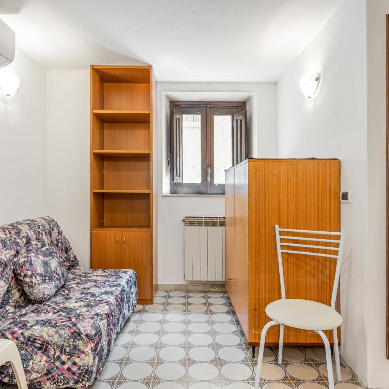 GuestHost - Roomy Central Apartment in the Heart of Taormina - Three-Bedroom Apartment - 12