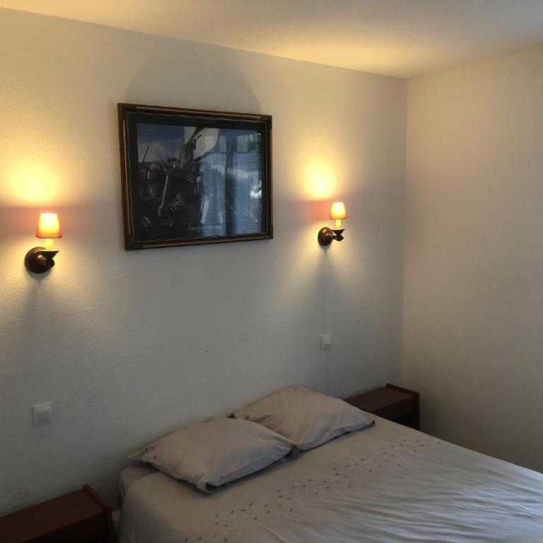 Residence Adele - Chambres en toute autonomie - Chambre Double avec Salle de Bains Privative - 1
