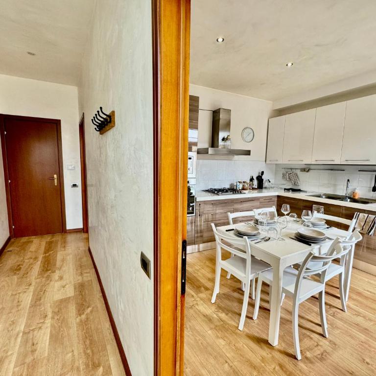 Como Lake 2BD near the station - Appartamento Superior con 2 Camere da Letto - 24