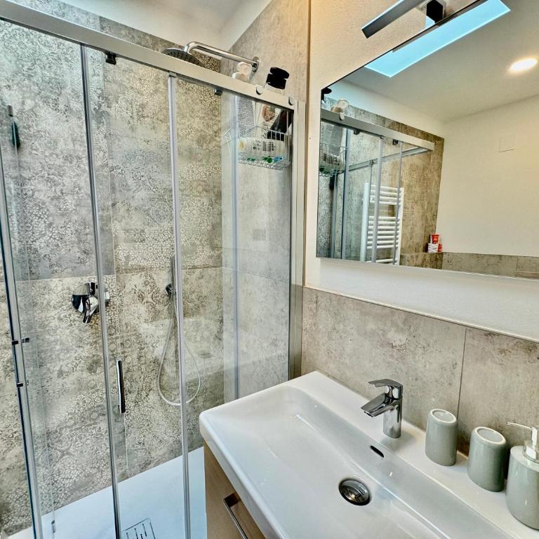 Como Lake 2BD near the station - Appartamento Superior con 2 Camere da Letto - 37