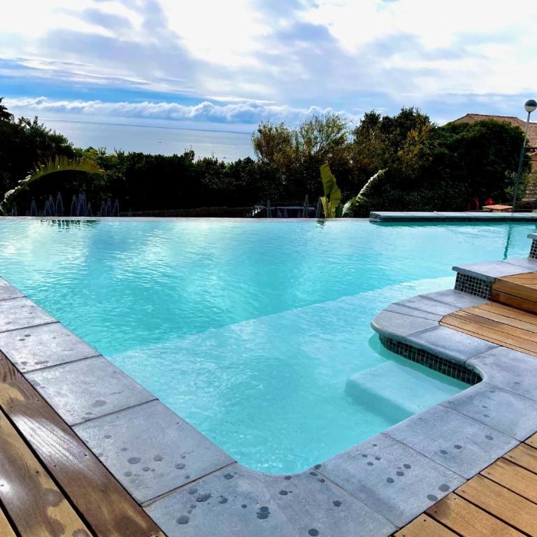 Superbe vue mer et Estérel, Villa Neuve pour 8-10 Personnes, Clim, Piscine - Villa - 45