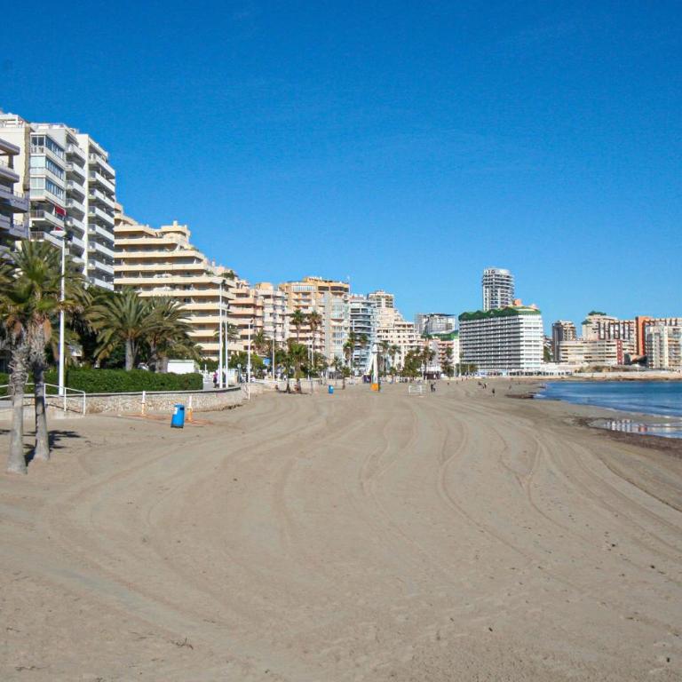 Amazing Home In Calp With Wifi - Three-Bedroom Vacation Home - 17