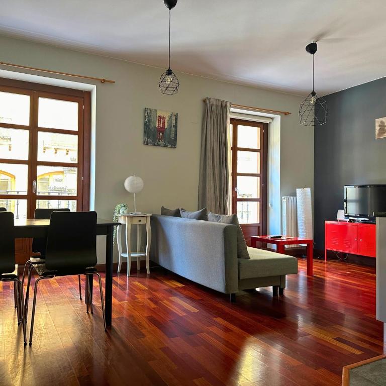 Dos Torres Retiro Urbano en Alfonso I - Apartamento - 6