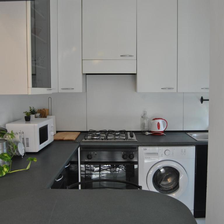 Portello Flat with Balcony - Appartamento con Vista e Balcone - 25