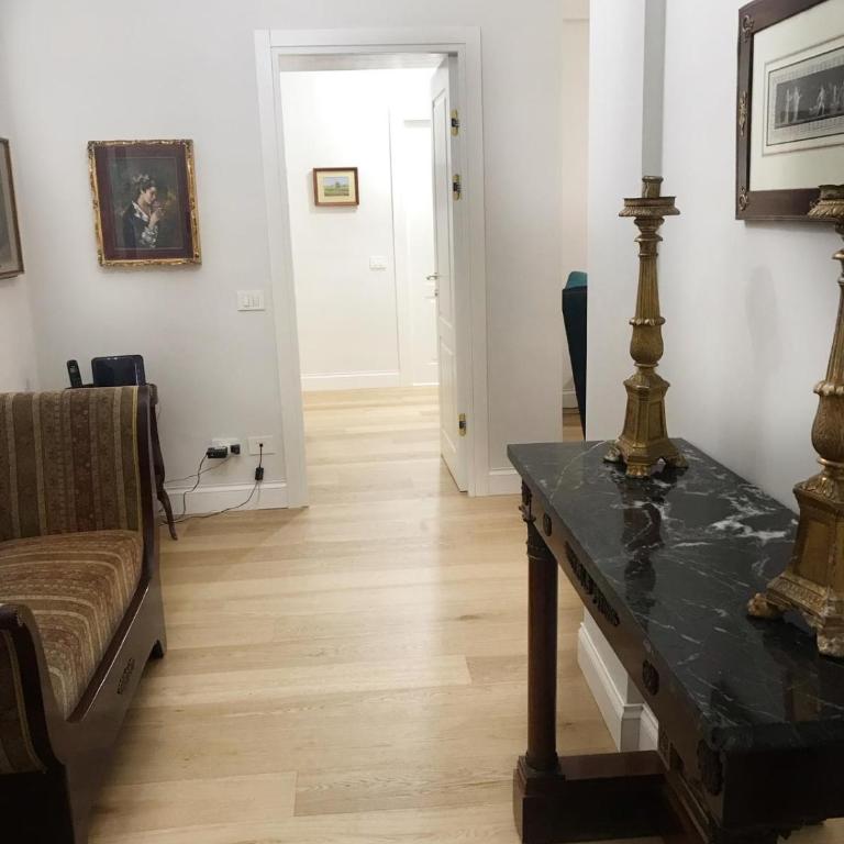 Elegant Apartament Talenti -2 Camere, 2 Bagni, Terrazza, Balcone, Parcheggio Gratuito - Superior Apartment mit 2 Schlafzimmern - 7