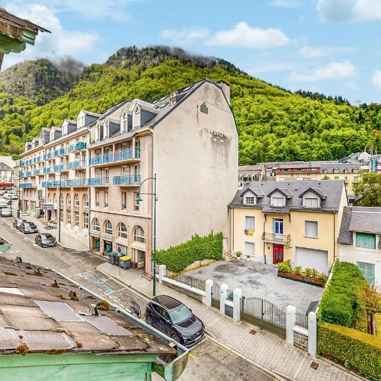 Cozy Apartment In Cauterets - Appartement 3 Chambres - 1