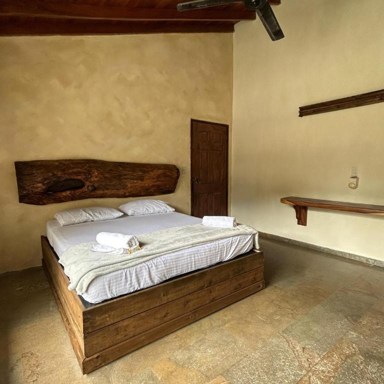 Casa Fuego - Budget Double Room - 6