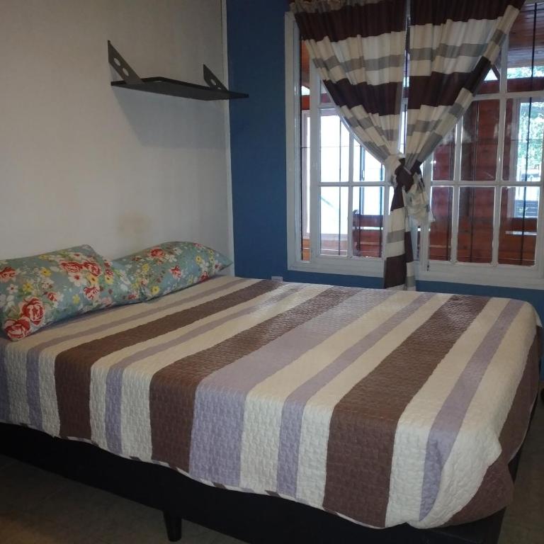 Bello Atardecer en Cosquin - Three-Bedroom House - 9