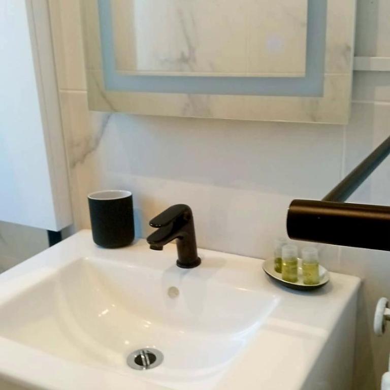 Renovated Apartment Near the Beach - Appartement 1 Chambre - 13