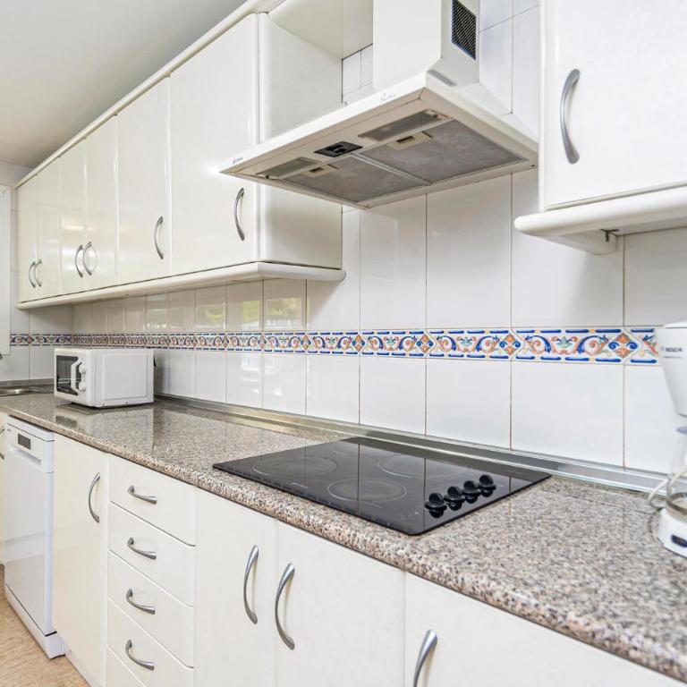 4 Bedroom Beautiful Home In Alcúdia - Casa de 4 dormitorios - 8