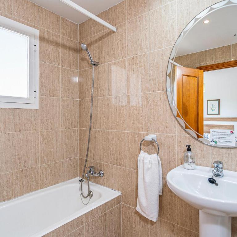 4 Bedroom Beautiful Home In Alcúdia - Casa de 4 dormitorios - 19