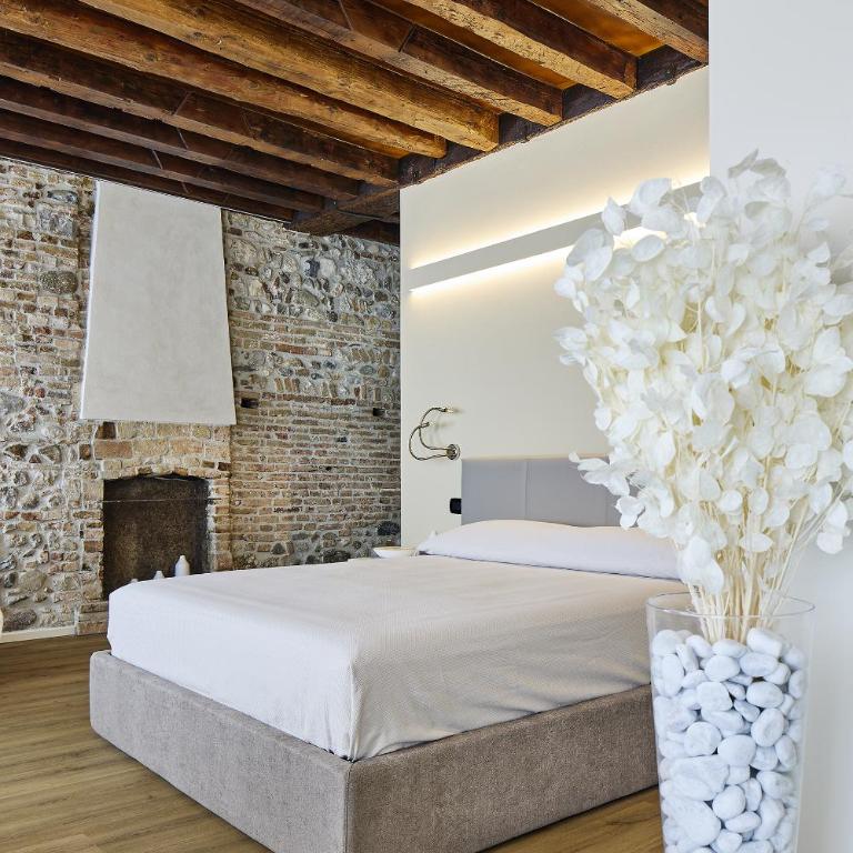 SARPI Apartments & Suite - Camera Matrimoniale Deluxe con 1 Letto Supplementare - 1