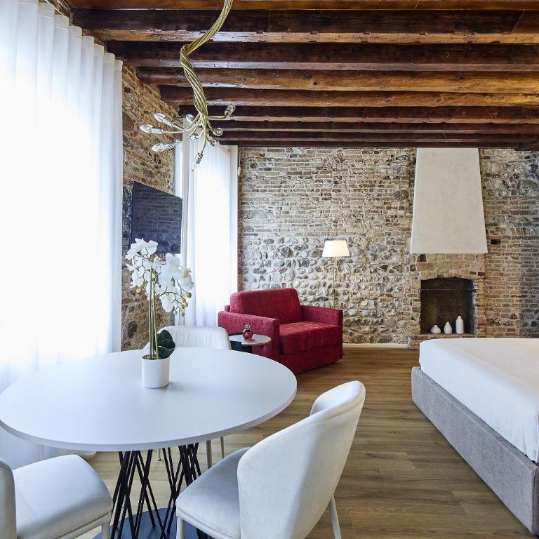SARPI Apartments & Suite - Camera Matrimoniale Deluxe con 1 Letto Supplementare - 5
