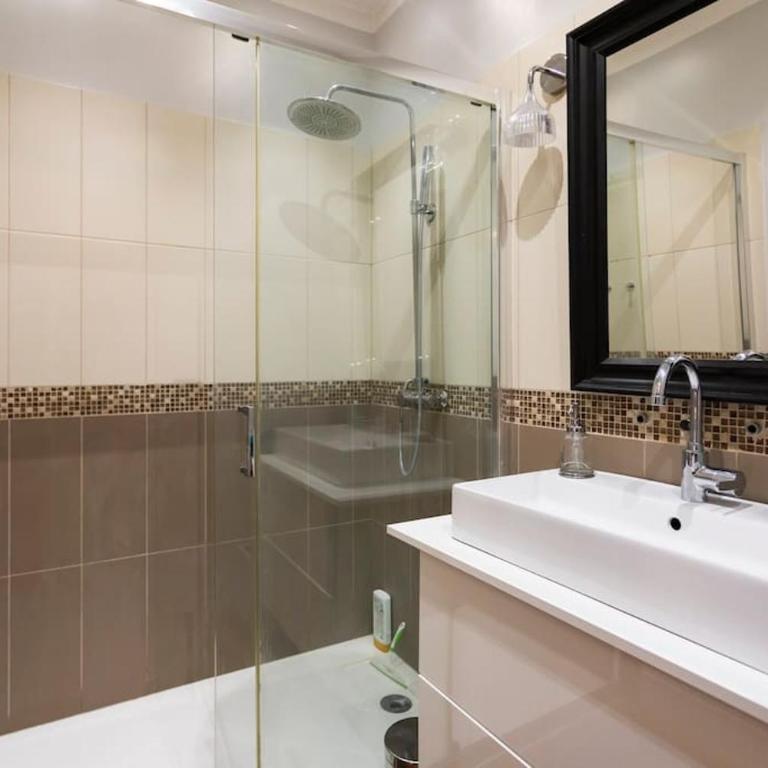 Appartemment terrasse parking centre historique - Two-Bedroom Apartment - 2