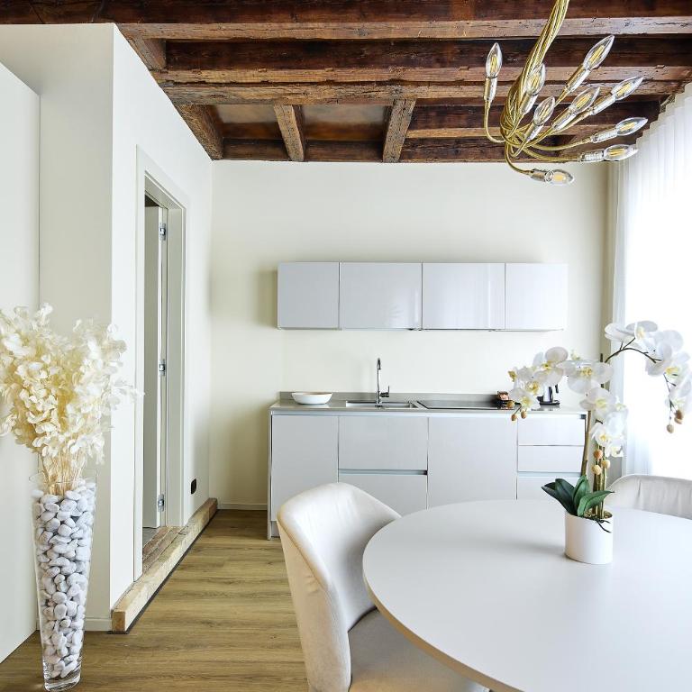 SARPI Apartments & Suite - Camera Matrimoniale Deluxe con 1 Letto Supplementare - 15